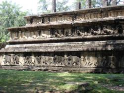 Polonnaruwa - bas relief de la Salle du Conseil